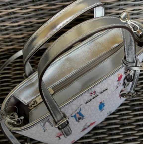 Michael Kors Jet Set Girls XS Convertible Satchel Bright White - Picture 11 of 15